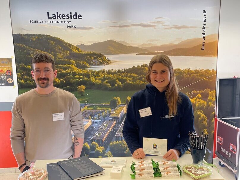 Valentina und Raphael am Lakeside Park-Messestand auf der Teconomy
