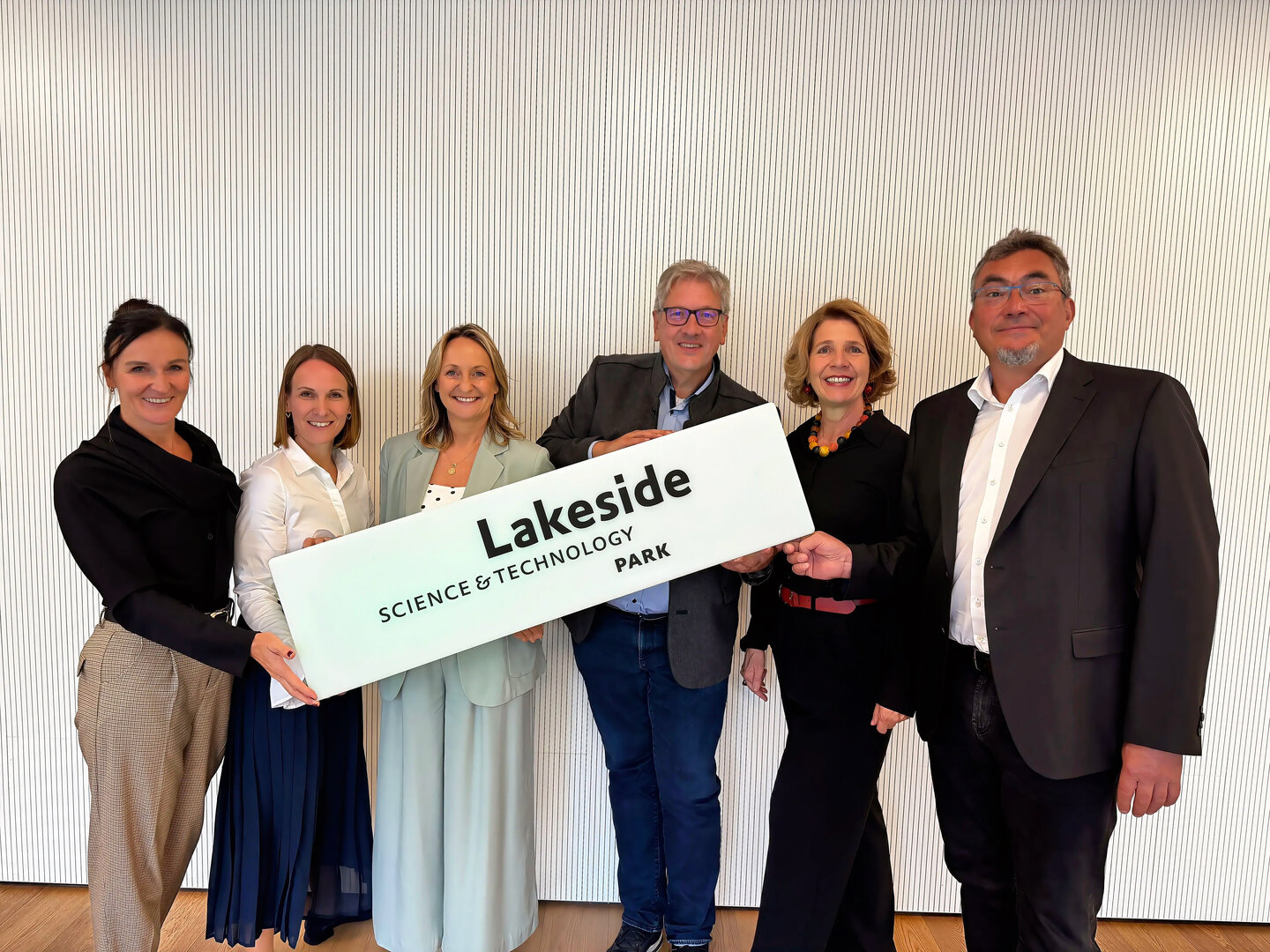 von links: Barbara Orasche, Silvia Seebacher-Prokop, Doris Mitterbacher, Bernhard Lamprecht, Karin M. Kirchmair-Lindner und Franz Jesche